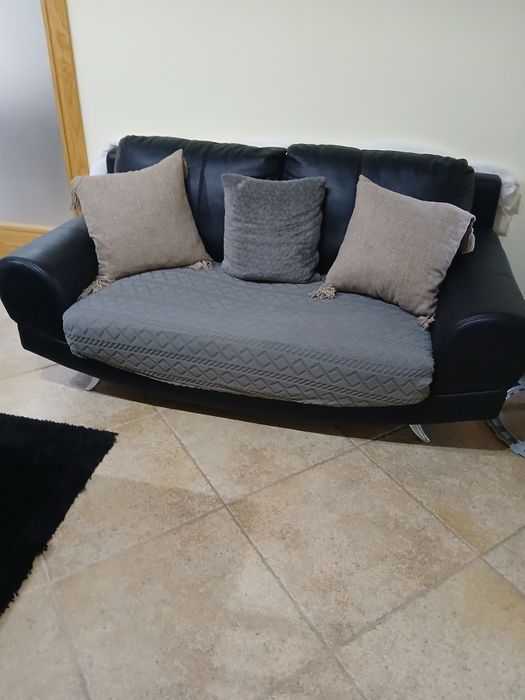 Sofá sala preto  2 lugares