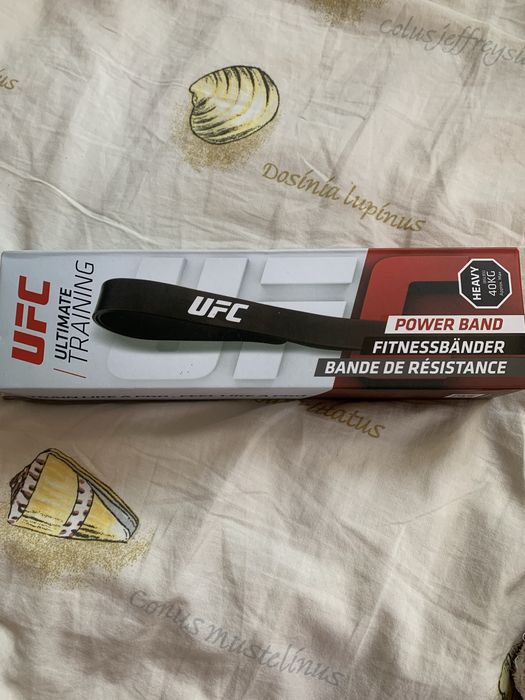 Рузинка петля для підтягувань UFC червона та чорна