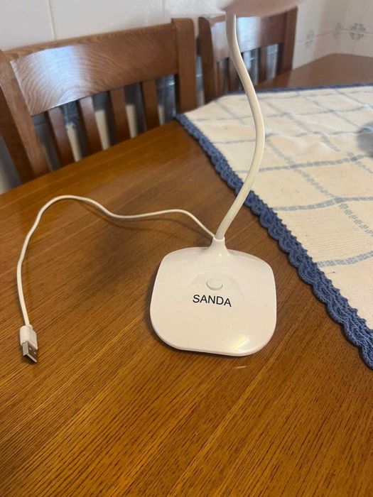 Sanda luz escritório