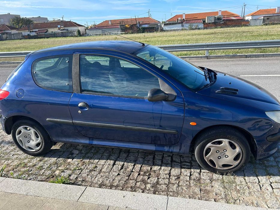 Peugeot 206 1.1 gasolina de 1999 – 60 cv – mecânica sem anomalias — photo 2