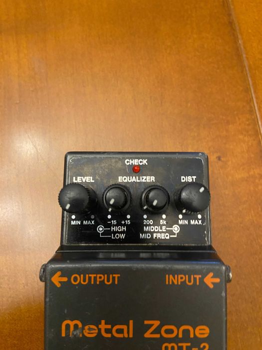 Efekt gitarowy Metal Zone MT2 Boss sprawny