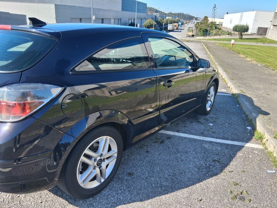 Opel astra gtc 1.3