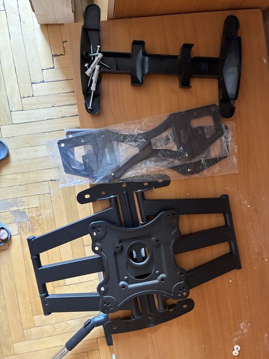 Fiber Novelty, model: NB DF600 obrotowy uchwyt scienny tv