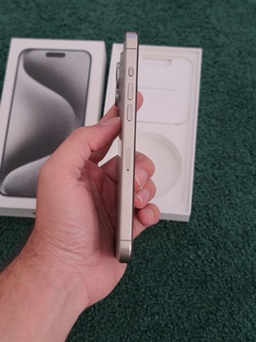 IPhone 15 Pro Max 256GB Titânio Natural
