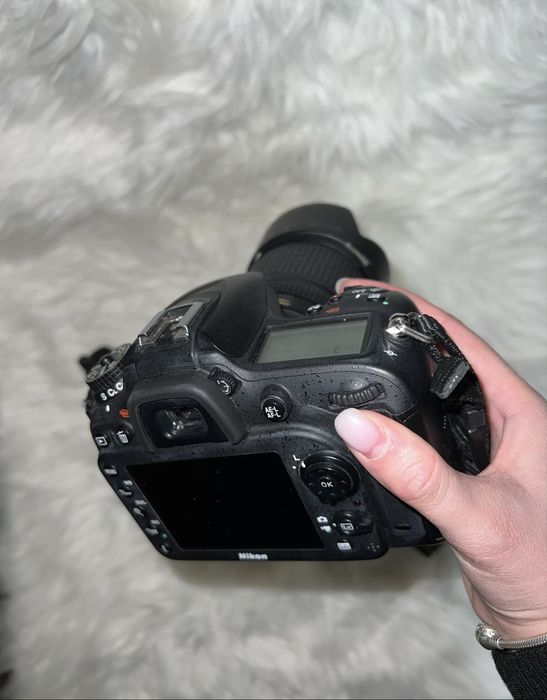 Nikon D7100 19-105 VR kit
