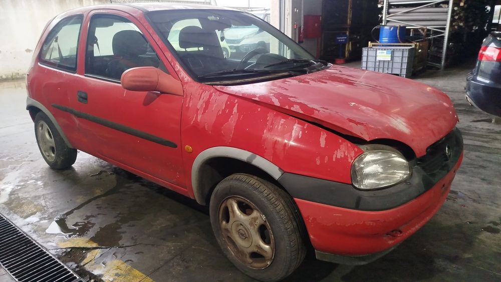 Para peças OPEL Corsa B