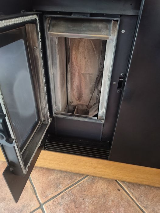OKAZJA Piec kominek na pellet Defro Home Airpell 8KW