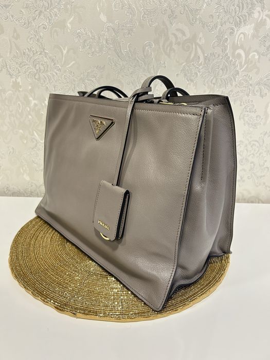 Сумка Prada. Оригінал.