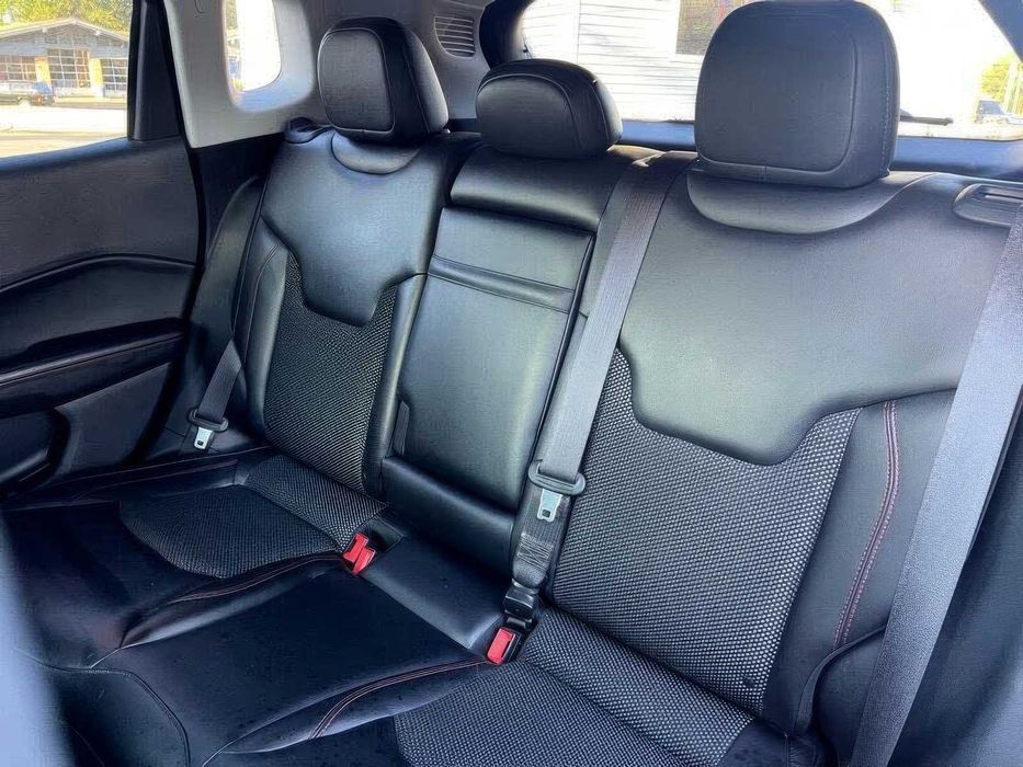 Jeep Compass Trailhawk      2018