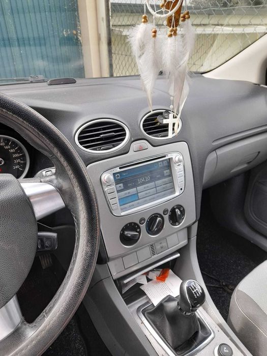 Radio 2din para ford focus2008 e 2 palas para luzes de matricula