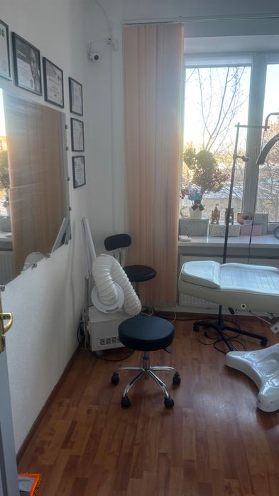 Оренда кушетки ( кабінету ) незалежності