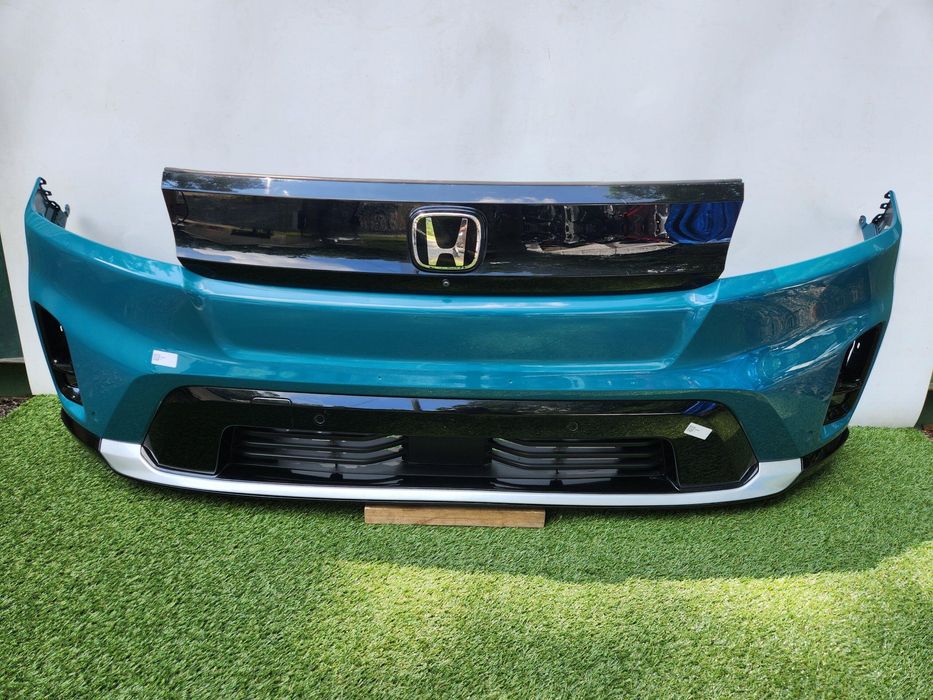 Бампер передний Honda Prologue