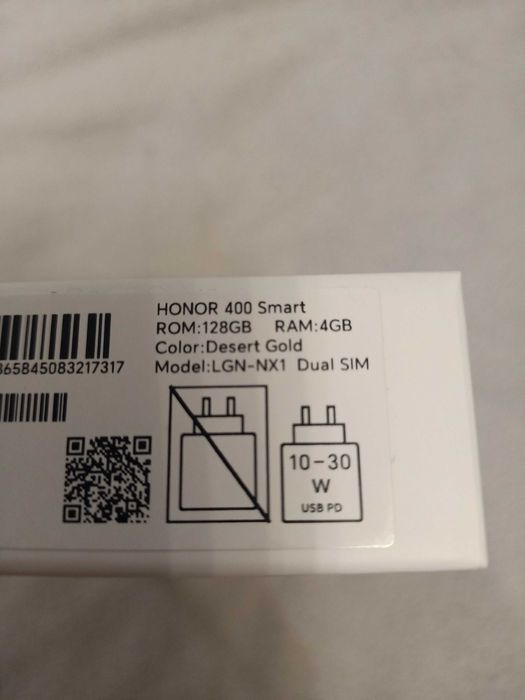 Telefon HONOR 400 Smart 5G NFC kolor Desert Gold.