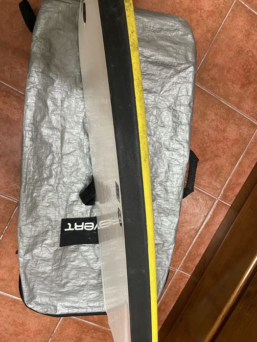 Prancha de bodyboard + leash + saco