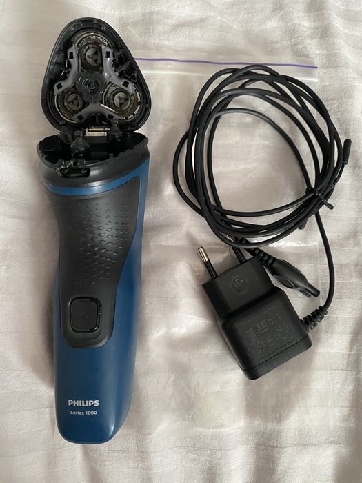 Електробритва Philips S1151
