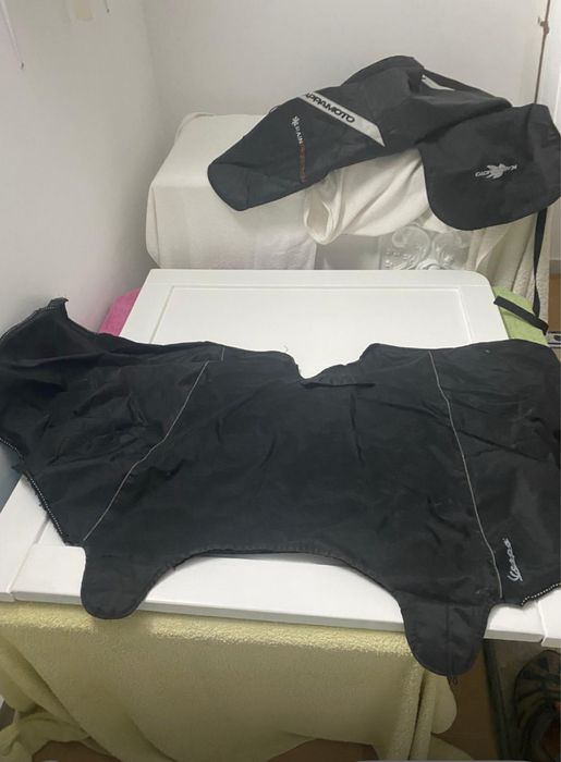 Capacetes e material de piaggio