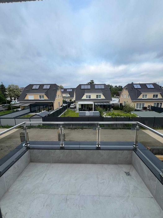 Balustrady szklane na wymiar - od 900 zł/mb | montaż