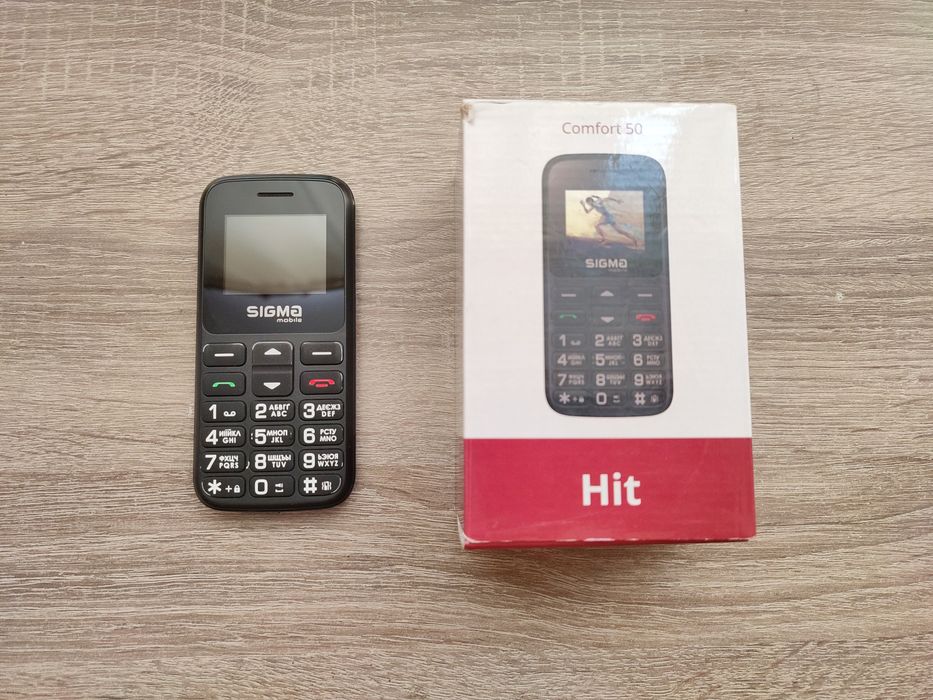 Sigma Comfort 50 – простий кнопковий телефон, SOS-кнопка, компактний