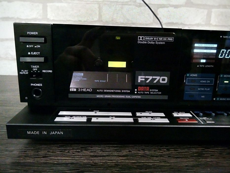 AIWA AD-F770 Stereo Cassette Deck 1982-86