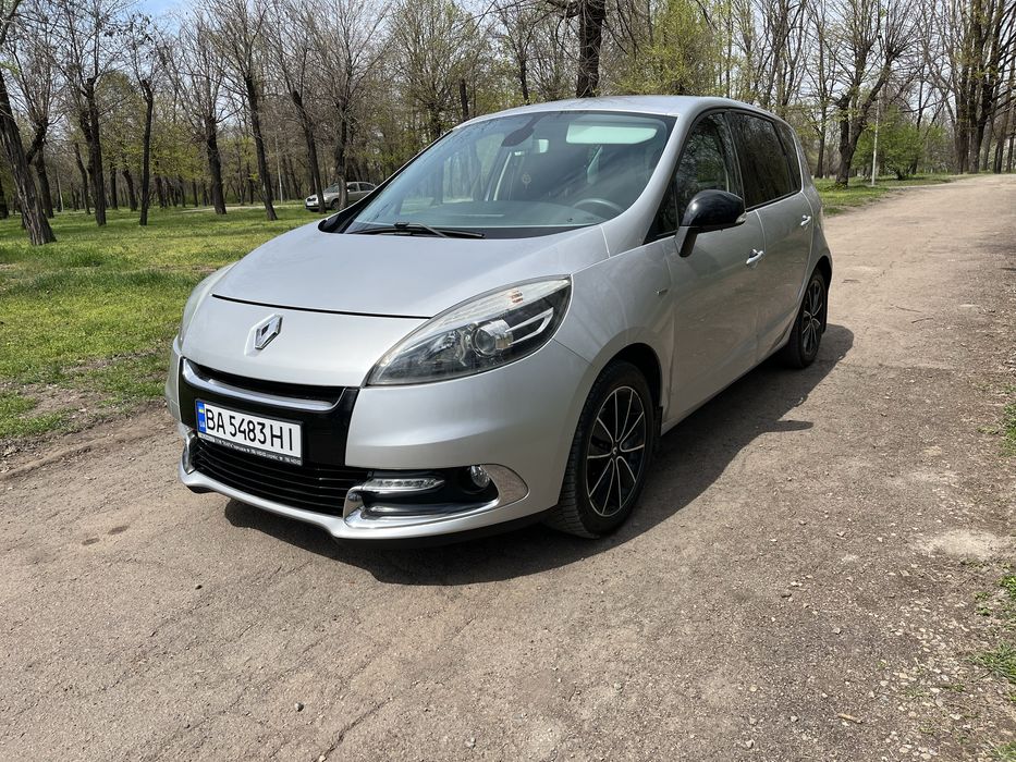 Renault Scenic 1.2 Turbo Bose