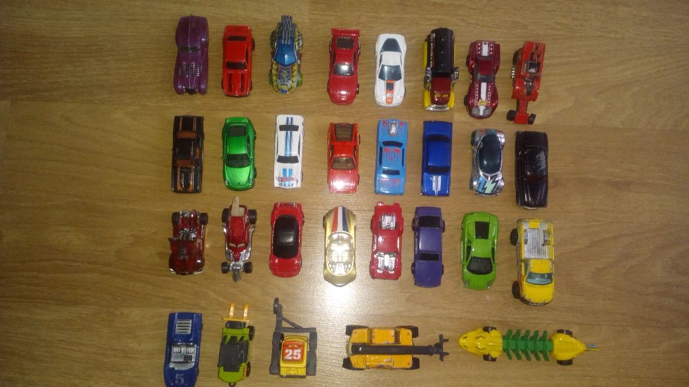 Машинки Hot Wheels