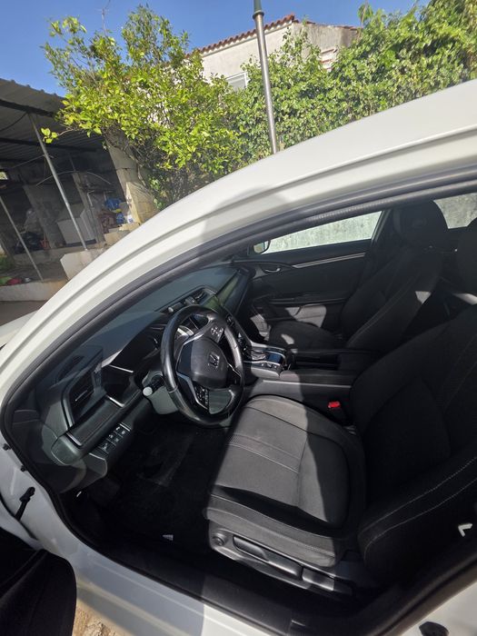 Honda Civic 1.0 VTEC Turbo Elegance Navi- 2018