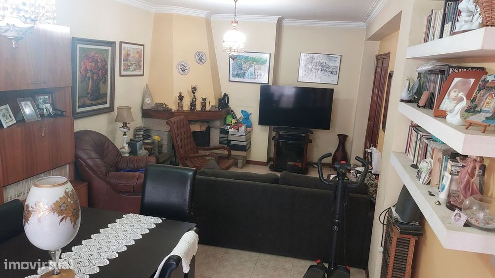 T4 com Garagem Box e Varandas | Zona Premium de Braga