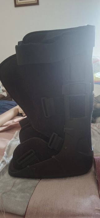 Bota ortopedica tamnho S
