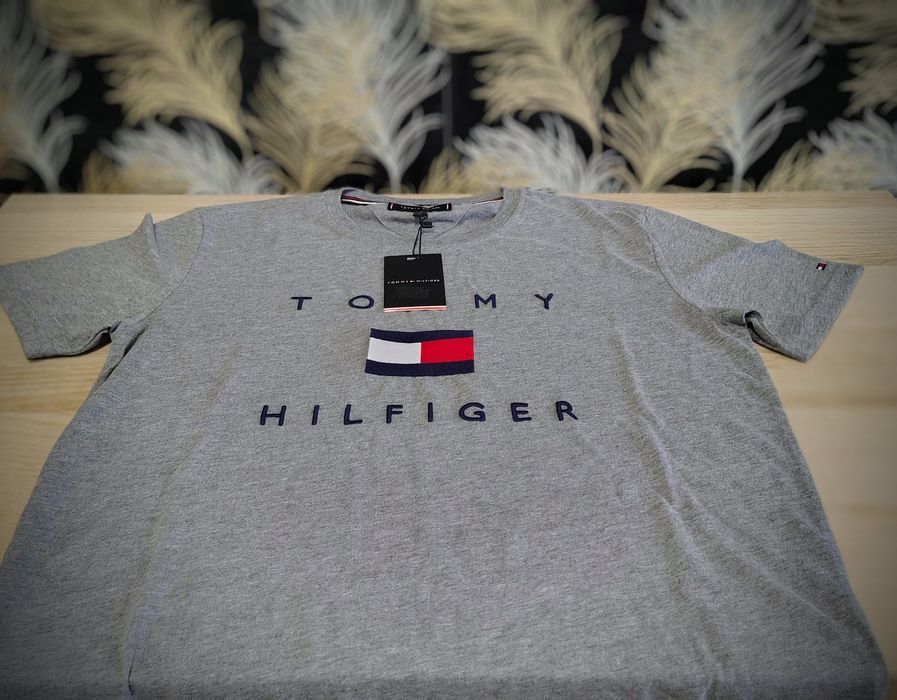 Футболка Tommy Hilfiger