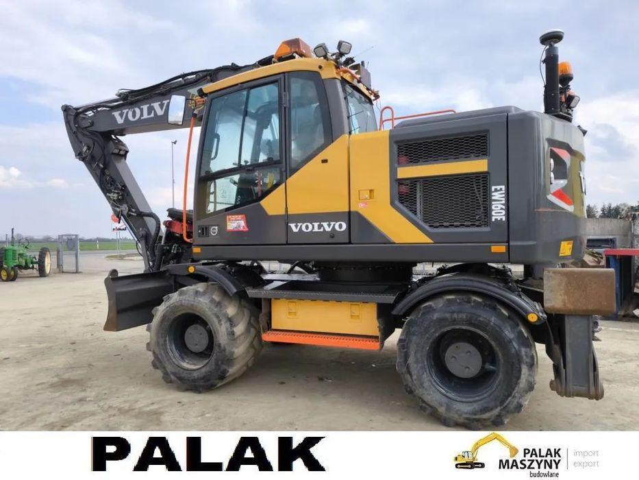 Volvo Koparka kołowa VOLVO EW 160 E +ROTATOR , 2016 rok  VOLVO  EW 160 E , Komatsu ,Doosan ,JCB