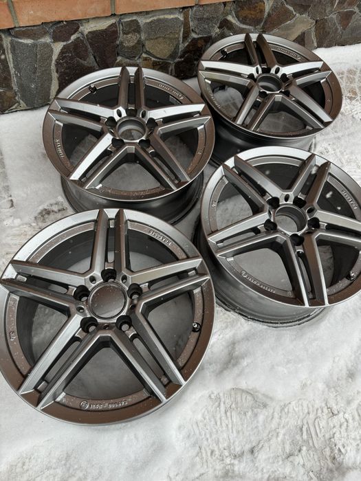 Диски R16/5/112/7J/ET48 Uniwheels M10