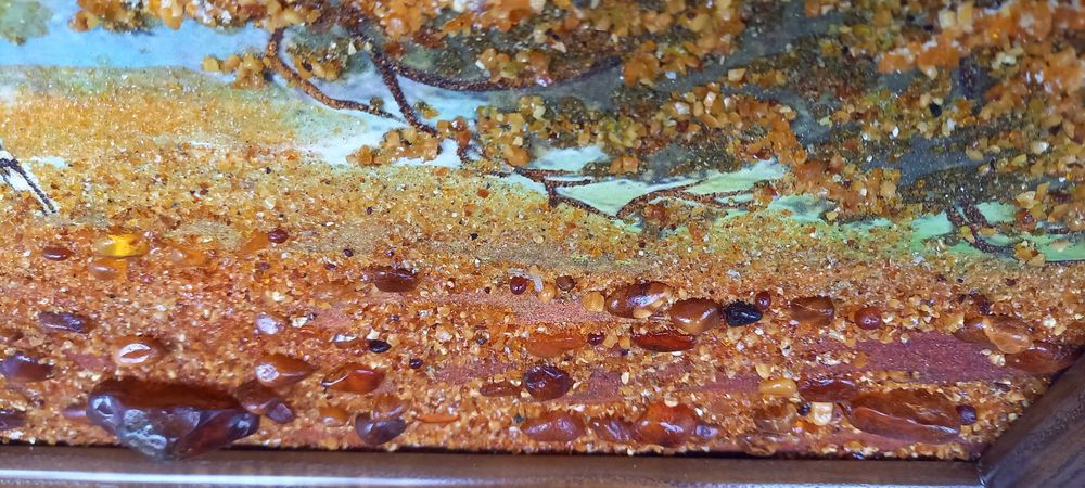 Картина из янтаря