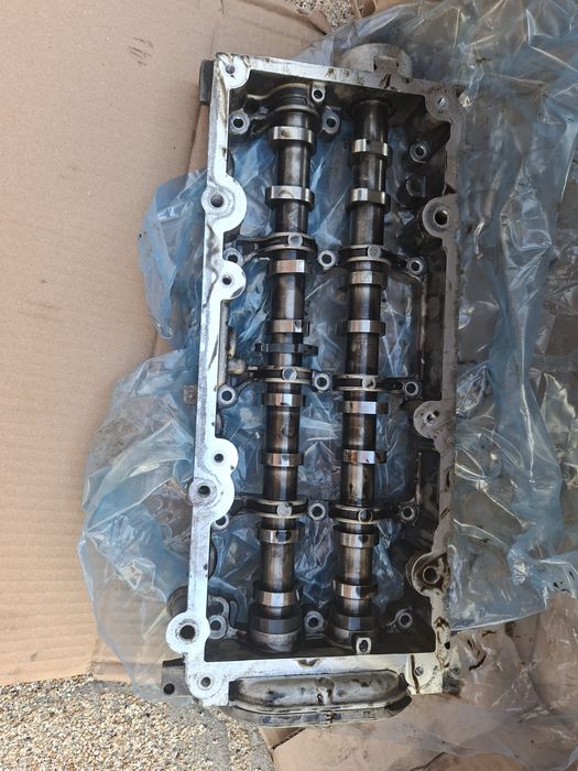 Wałki rozrządu, kaseta Vw t6 CXFA 04L 103308B