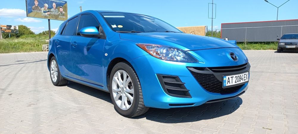 Продам авто Mazda 3