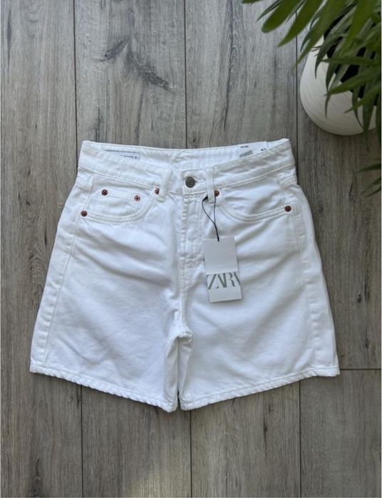 Шорти фірми Zara
