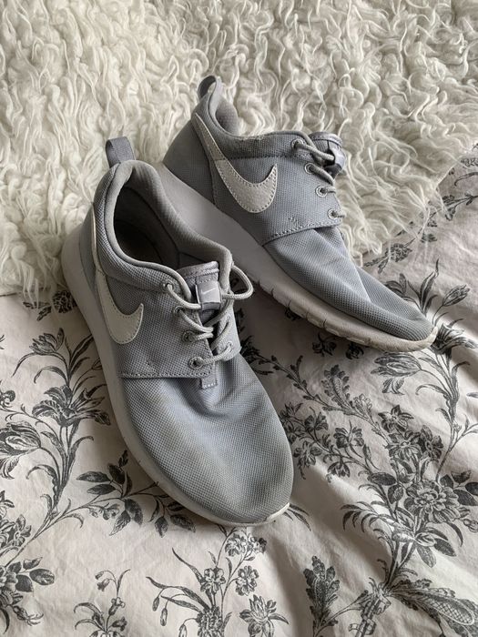 Nike roshe run szare