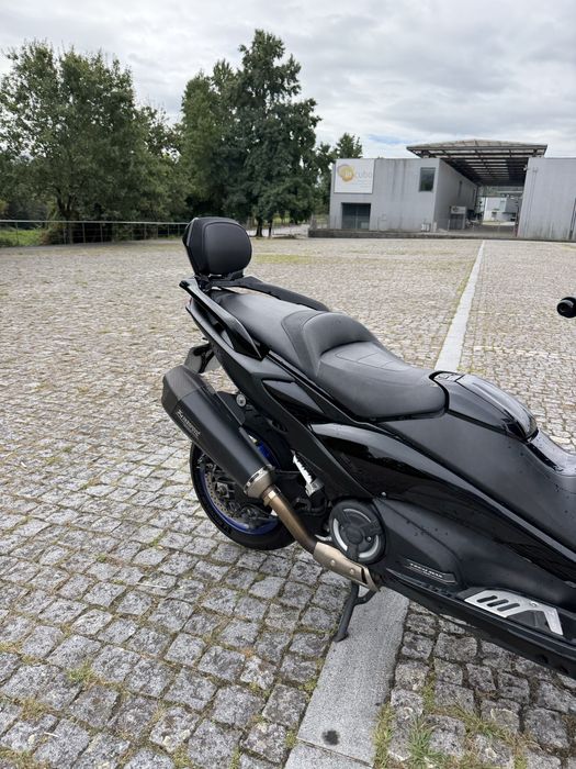 Yamaha tmax 560 tech max