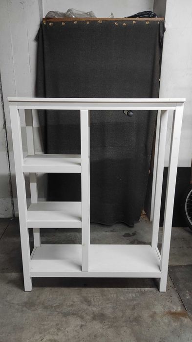 Móvel IKEA branco multiusos – bengaleiro / arrumação