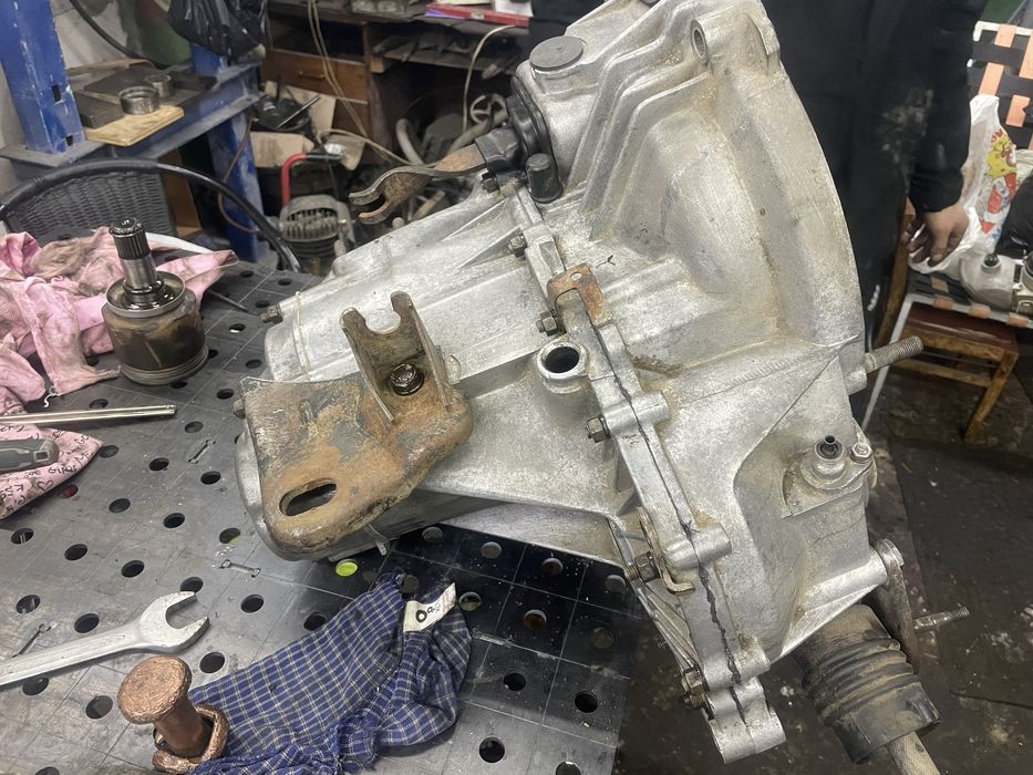 Ваз 2110 розбор двері фари крила кпп в наявності