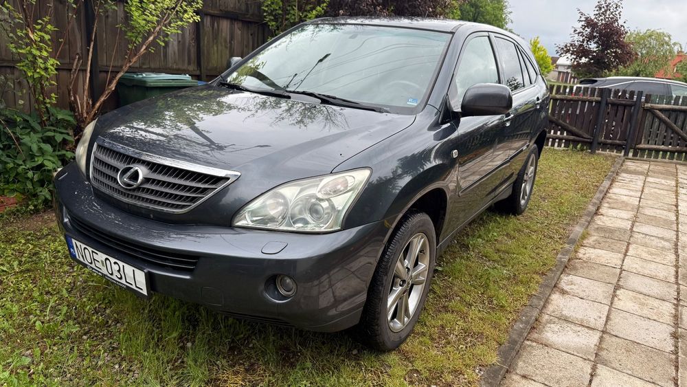 Lexus RX Auto kupione w Polsce, bezwypadkowe, jest założona instalacja LPG