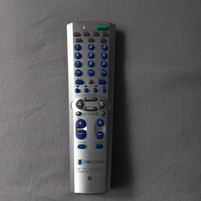 Sprawny pilot uniwersalny