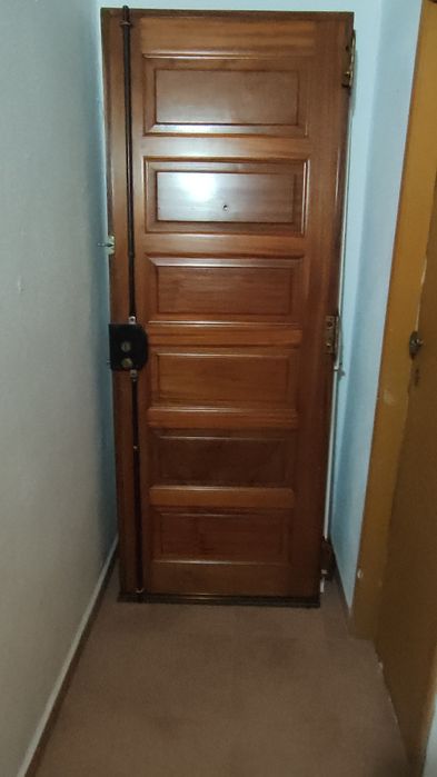 Porta Patim esquerda