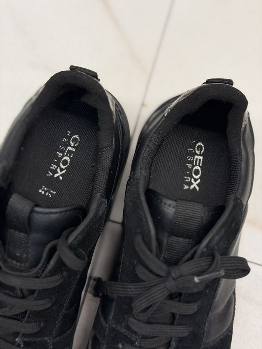 Кросівки Geox 38