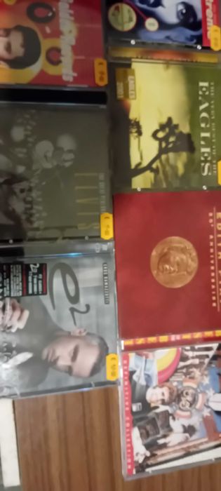 Música em CD Best Of ou Greatest Hits Internacionais Letra E.