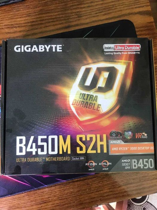 Продам комплект на  АМ4, материнка GIGABYTE B450М, AMD RYZEN 5 2600x