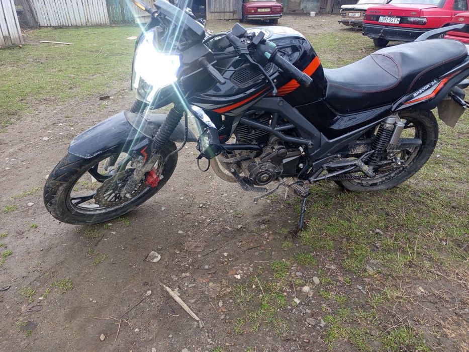 Продам спарк 200 р 34