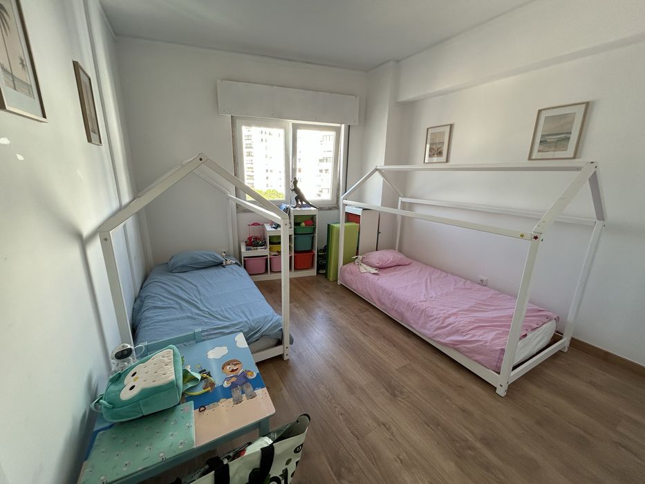 Estruta de Cama de madeira 200cmx100cm