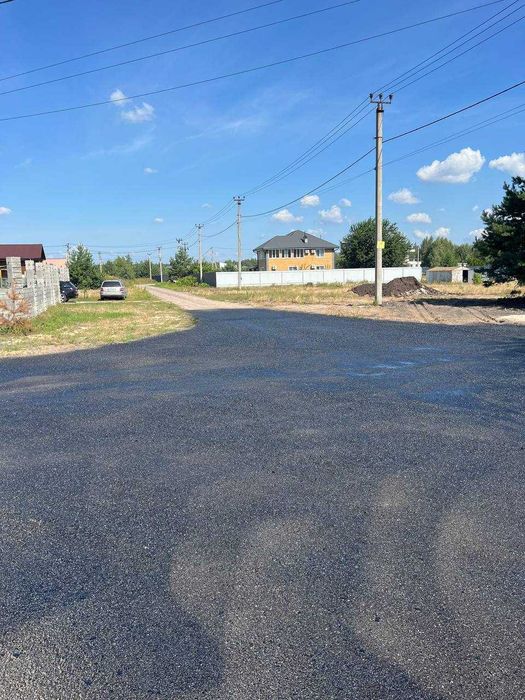 Асфальтування парковок. заправок, територій. Укладання асфальту
