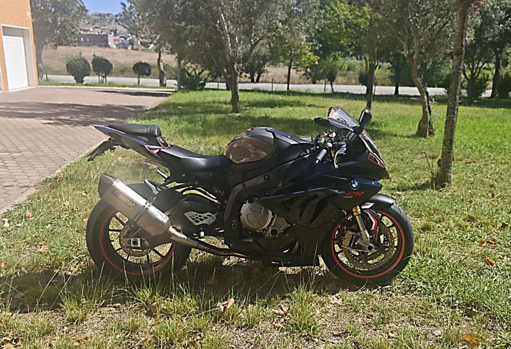 BMW S1000RR estimada