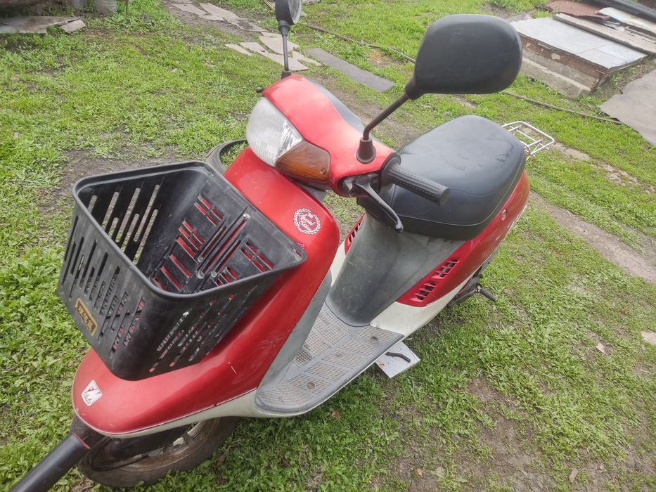 Продам скутер Хонда такт 16